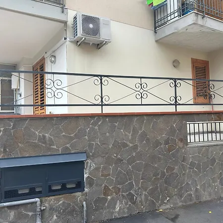 Relax - Mare Cannizzaro - Catania Apartment *